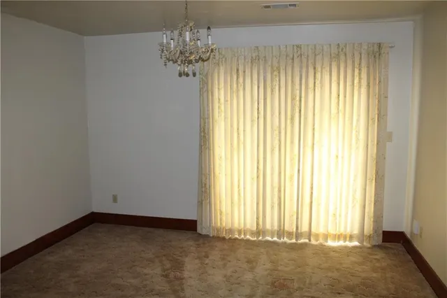 $256,000 | 2011 South English Street, Pittsburg, KS 66762