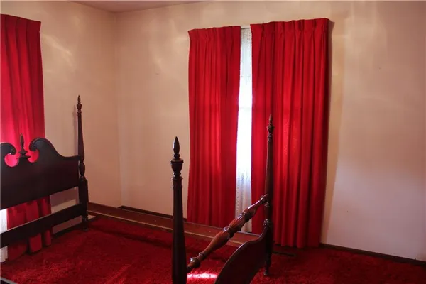 $256,000 | 2011 South English Street, Pittsburg, KS 66762