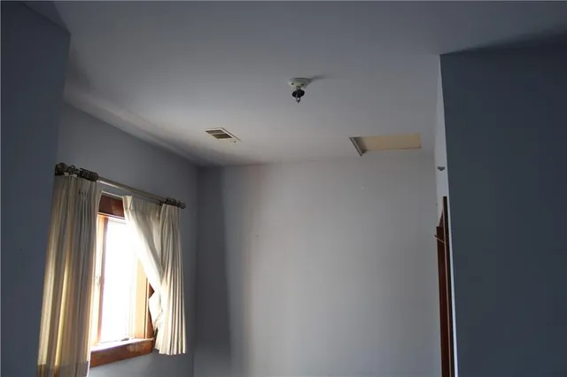 $256,000 | 2011 South English Street, Pittsburg, KS 66762