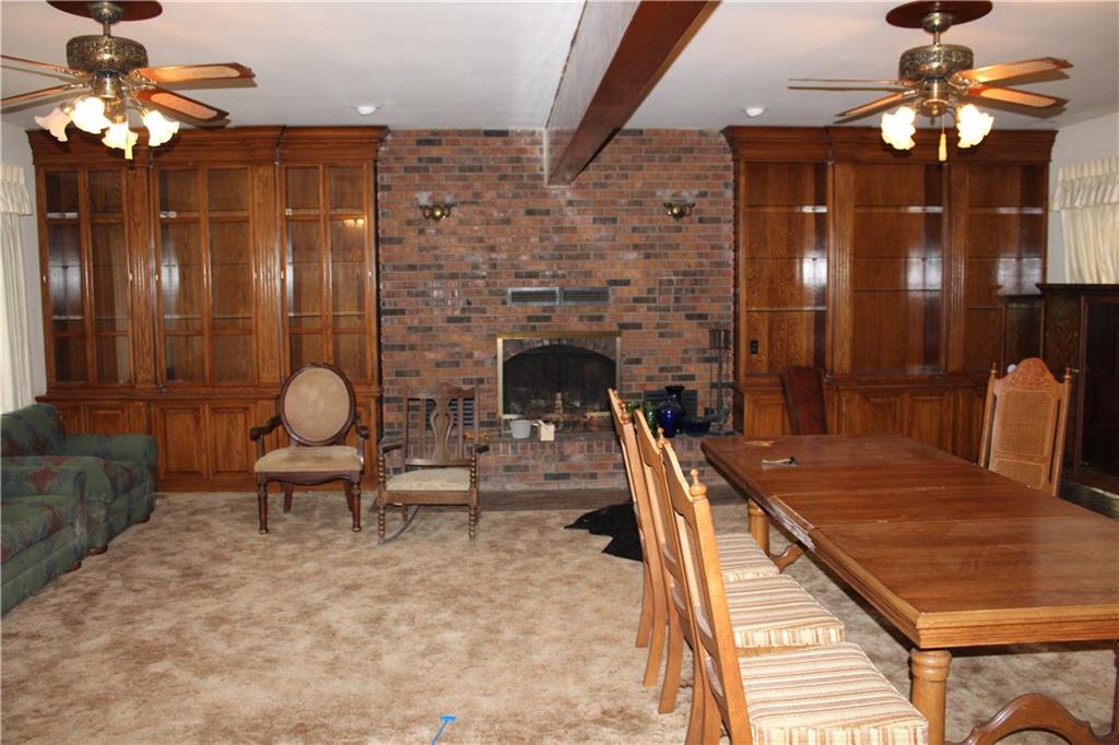 2011 South English Street Pittsburg, KS 66762 - Photo 5 of 30