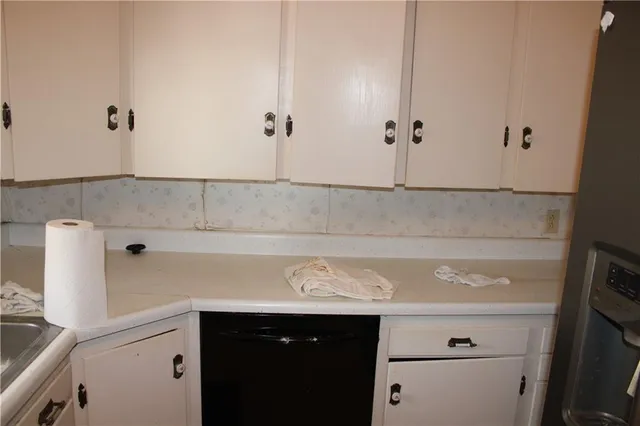 $256,000 | 2011 South English Street, Pittsburg, KS 66762