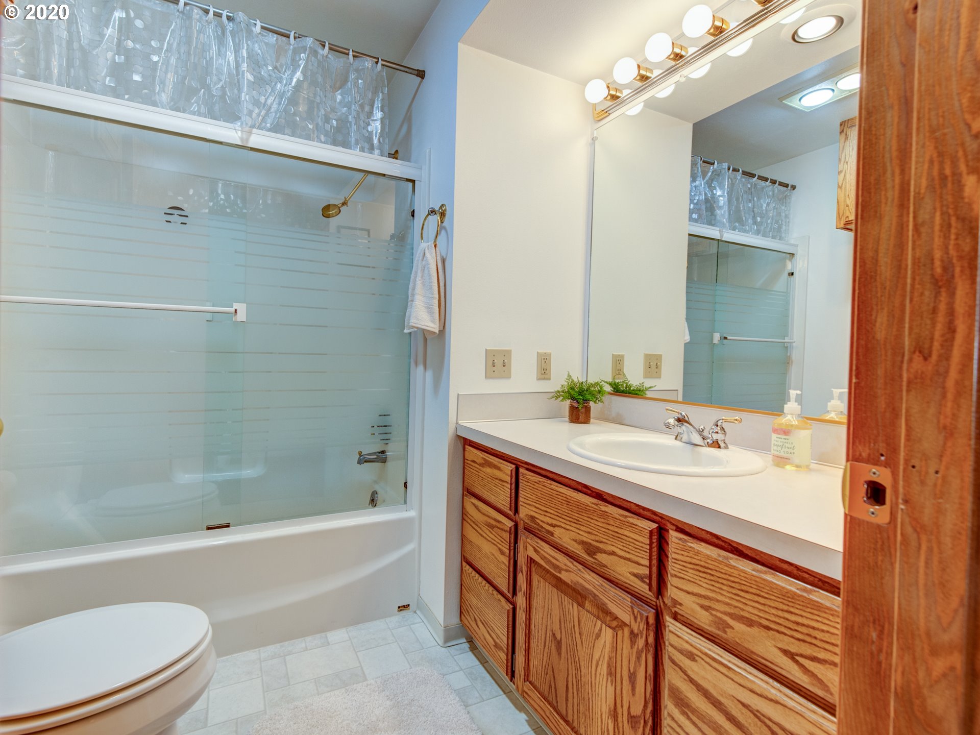 8902 McKenzie Highway Springfield, OR 97478 - Photo 14 of 30 Gallery Image 14