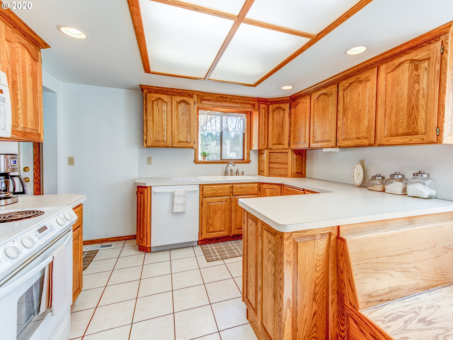 8902 McKenzie Highway Springfield, OR 97478 - Photo 8 of 30 Gallery Image 8