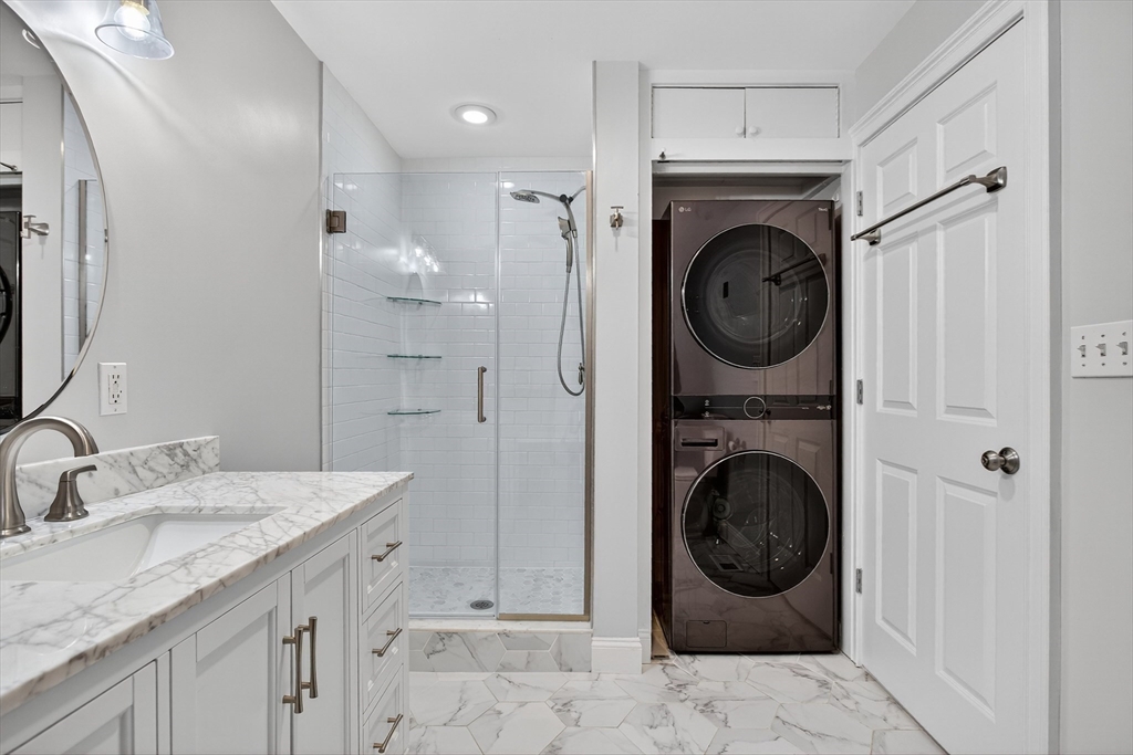 703 East 5th Street, Unit 1 Boston, MA 02127 - Photo 5 of 14