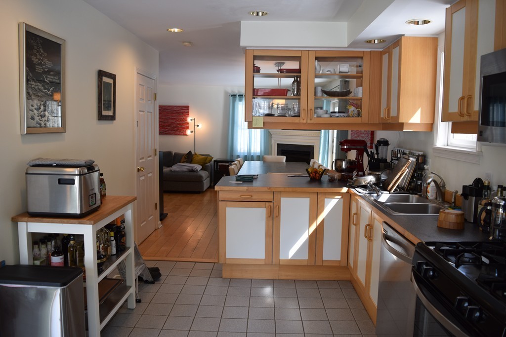 1 Old Amherst Road Belchertown, MA 01007 - Photo 8 of 21
