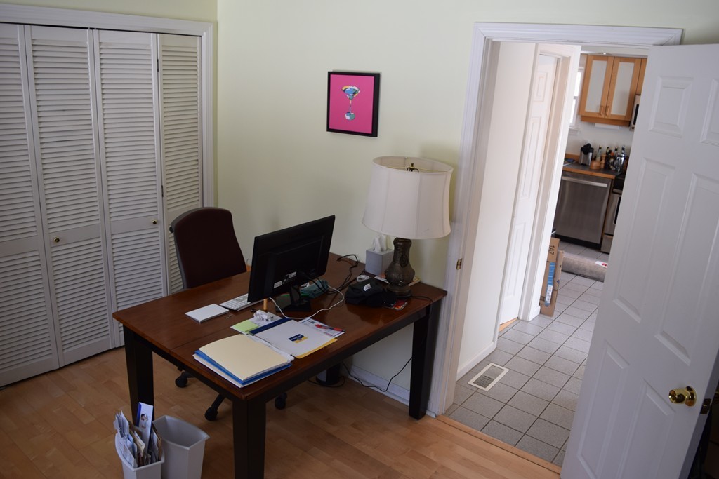 1 Old Amherst Road Belchertown, MA 01007 - Photo 9 of 21