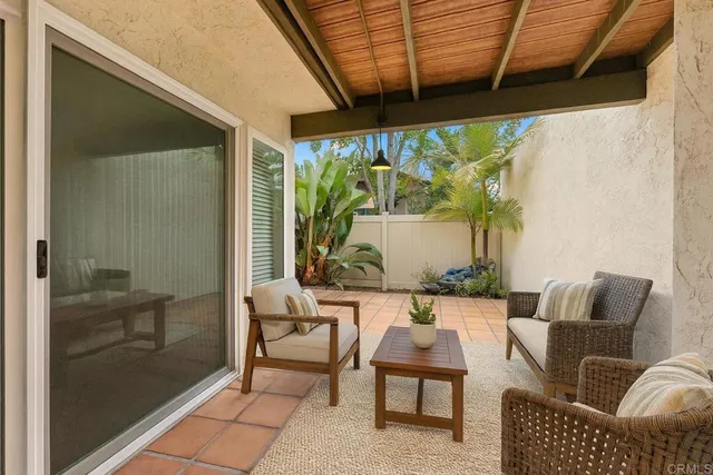 $999,000 | 155 Countrywood Lane, Encinitas, CA 92024