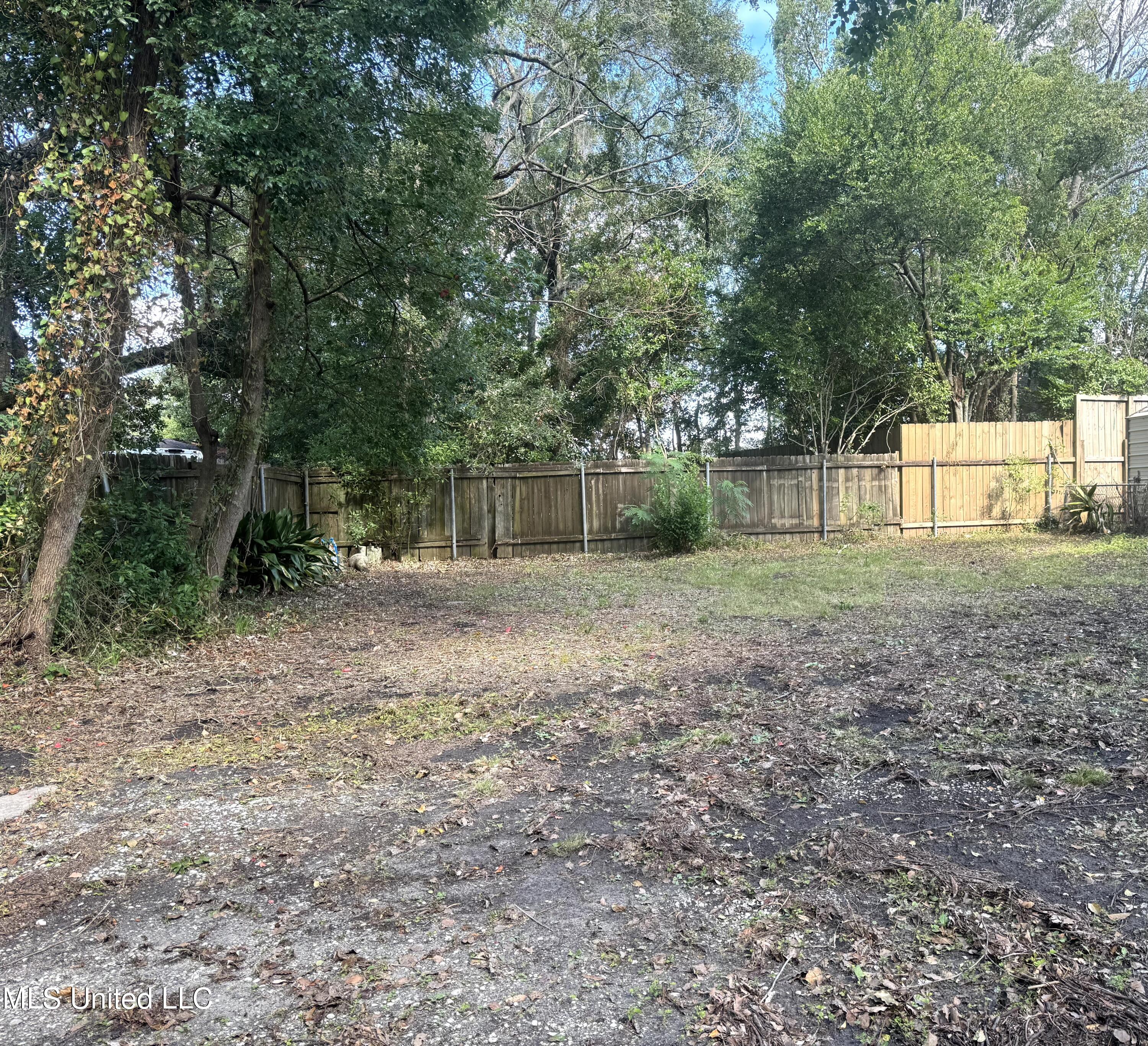 4219 Bellview Avenue Moss Point, MS 39563 - Photo 25 of 26 BACKYARD VIEW