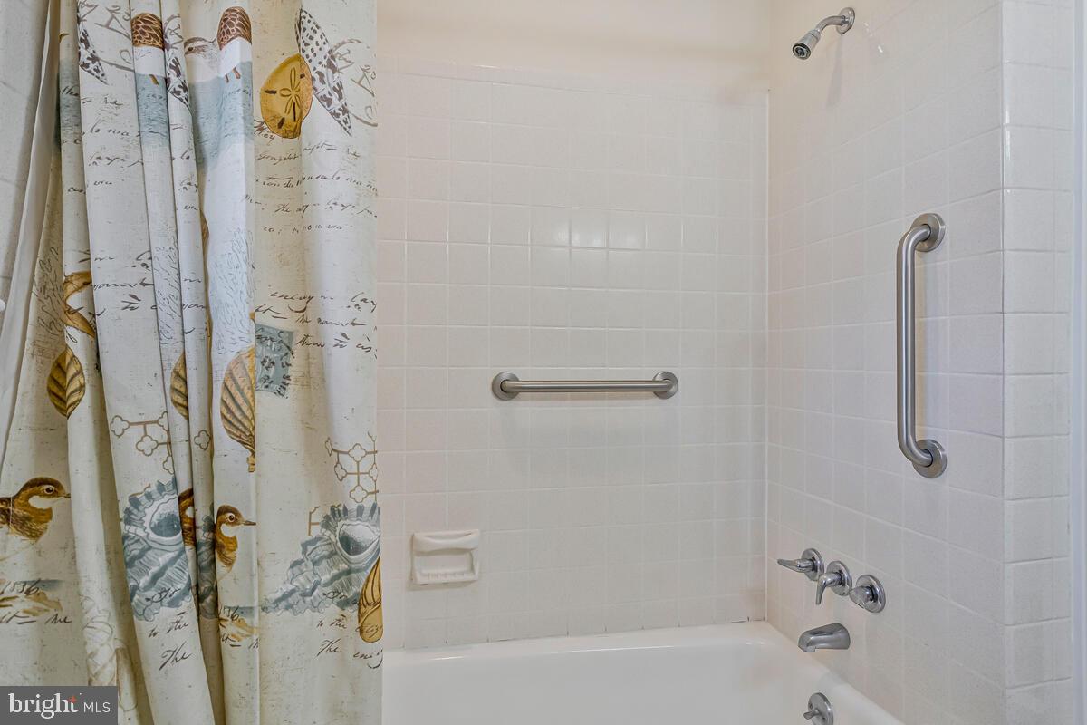 1921 Haven Lane Dunkirk, MD 20754 - Photo 21 of 64 a bathroom with a bathtub