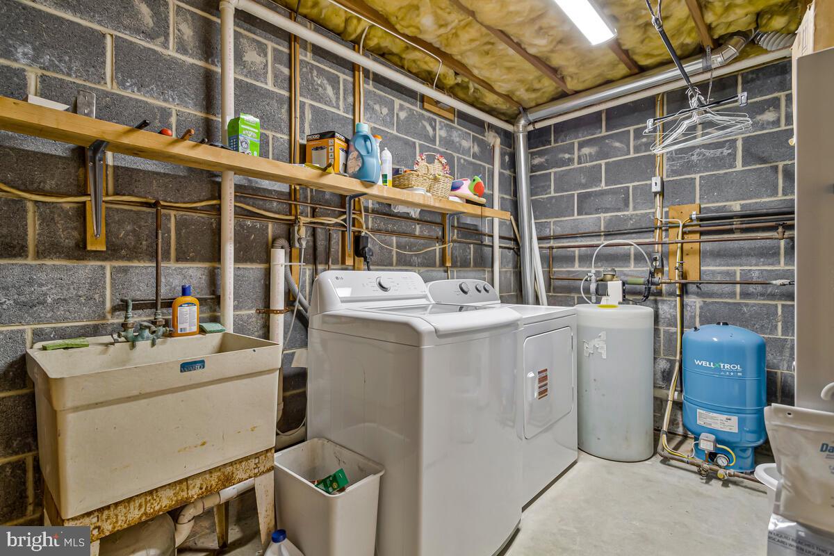 1921 Haven Lane Dunkirk, MD 20754 - Photo 37 of 64 a utility room with dryer and washer