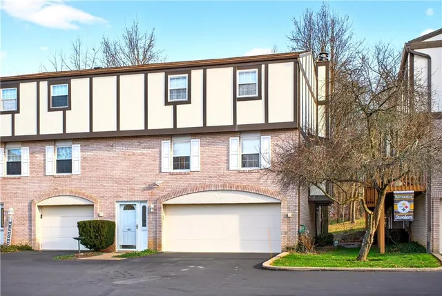 $299,000 | 44 Oxford Court, Pittsburgh, PA 15237
