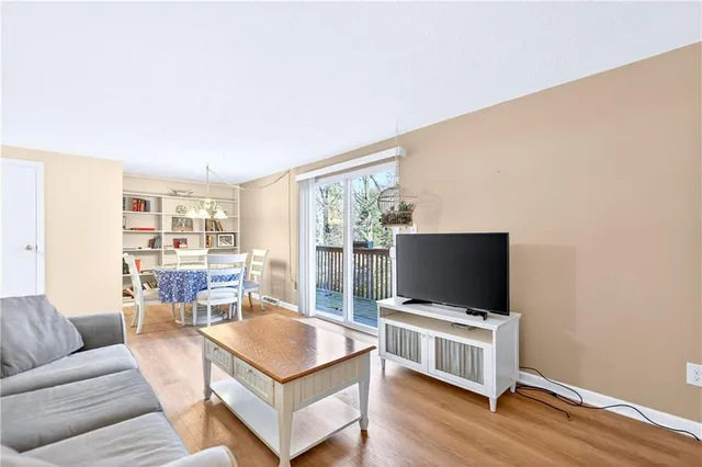 $299,000 | 44 Oxford Court, Pittsburgh, PA 15237