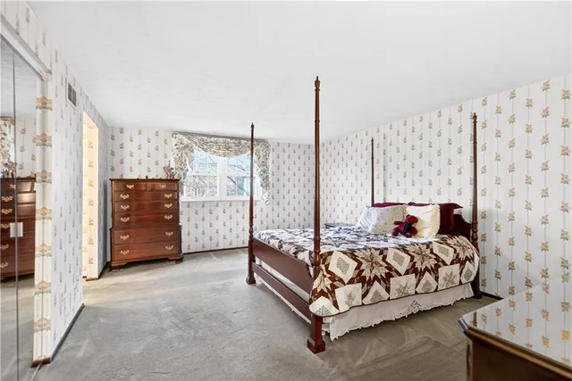 $299,000 | 44 Oxford Court, Pittsburgh, PA 15237