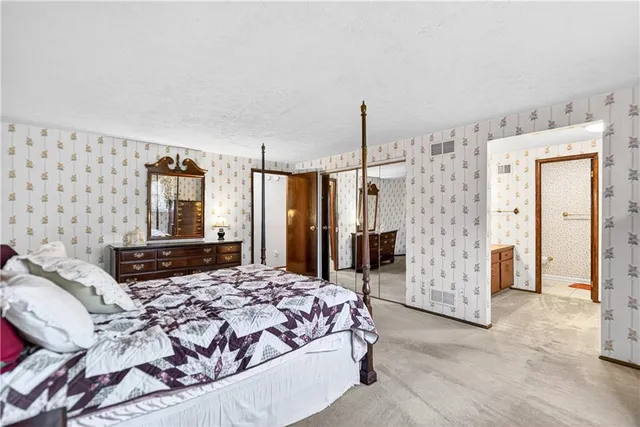 $299,000 | 44 Oxford Court, Pittsburgh, PA 15237