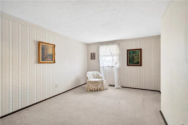 $299,000 | 44 Oxford Court, Pittsburgh, PA 15237