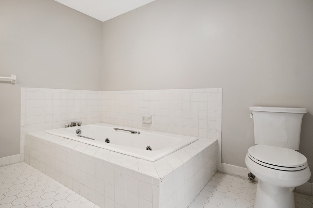 20 Girard Road Winchester, MA 01890 - Photo 18 of 35 Gallery Image 18