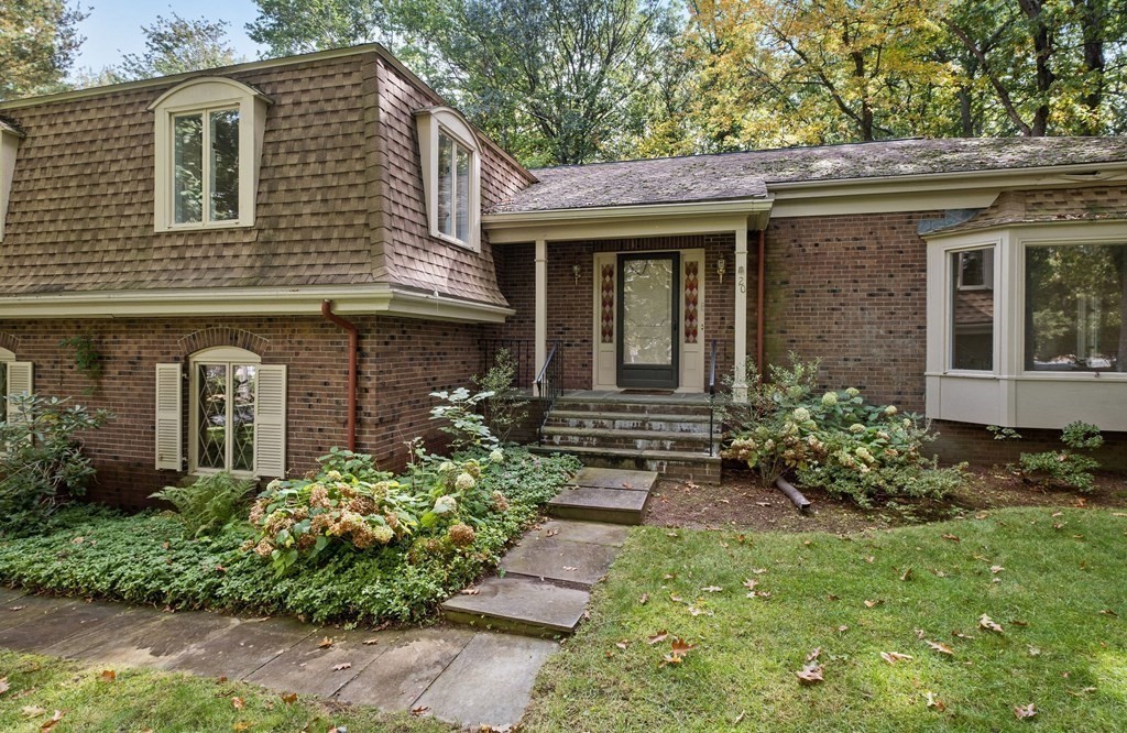 20 Girard Road Winchester, MA 01890 - Photo 3 of 35 Gallery Image 3