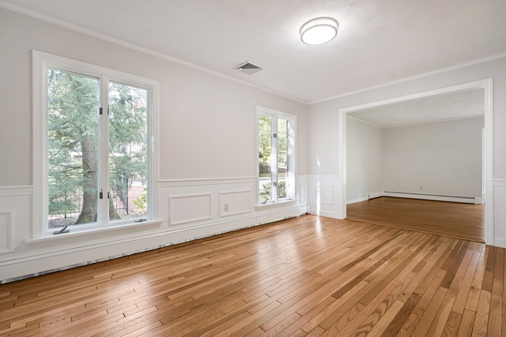 20 Girard Road Winchester, MA 01890 - Photo 7 of 35 Gallery Image 7