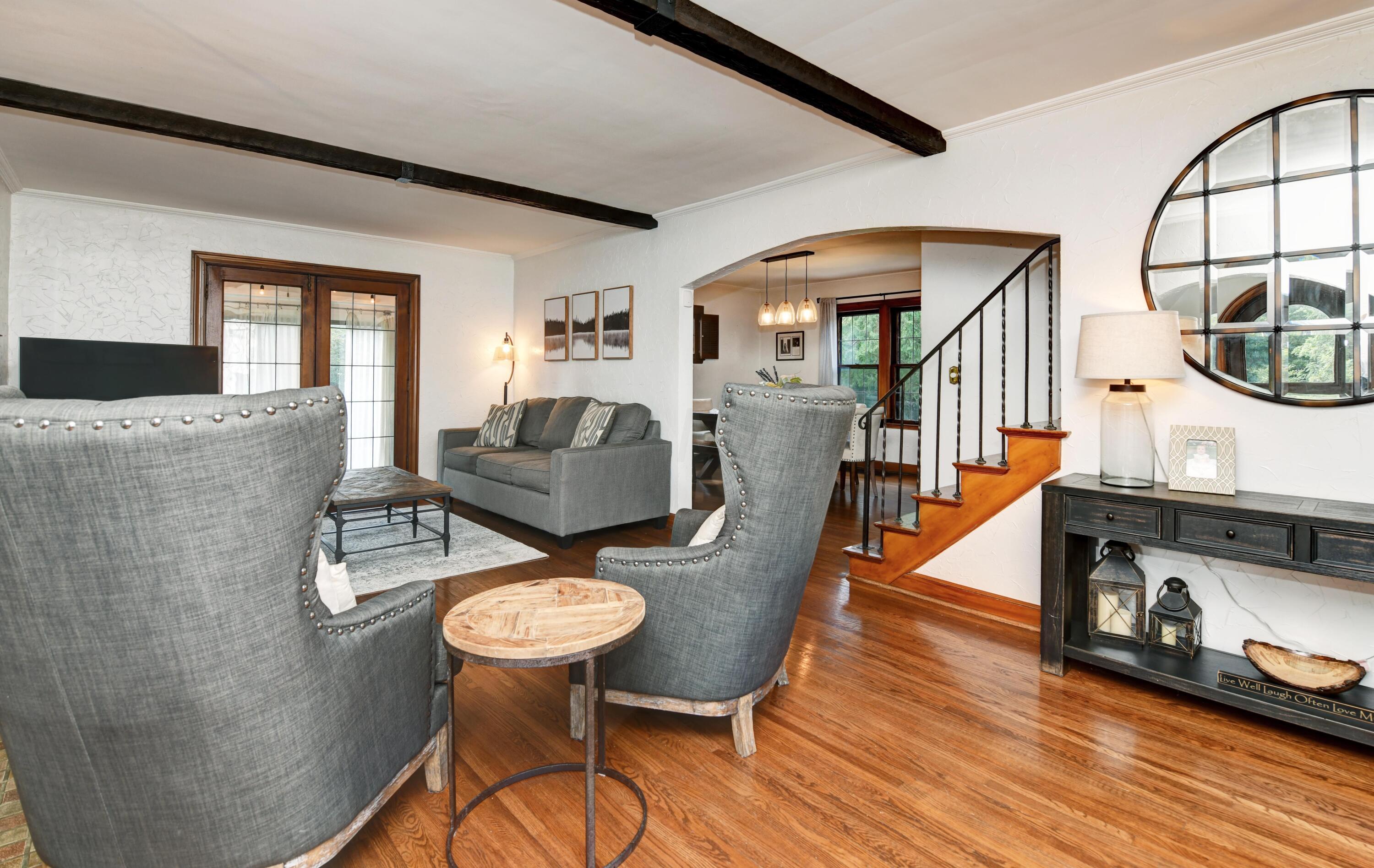 1159 Kingslea Road Columbus, OH 43209 - Photo 3 of 28 Gallery Image 3