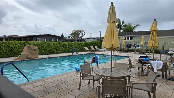 $3,200 | 16462 Poipu Lane, Huntington Beach, CA 92649