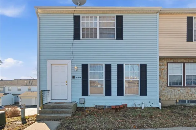 $185,000 | 6614 East 128th Street, Grandview, MO 64030