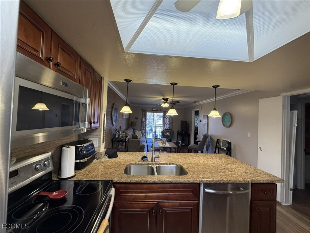 4790 South Cleveland Avenue, Unit 906 Fort Myers, FL 33907 - Photo 3 of 25