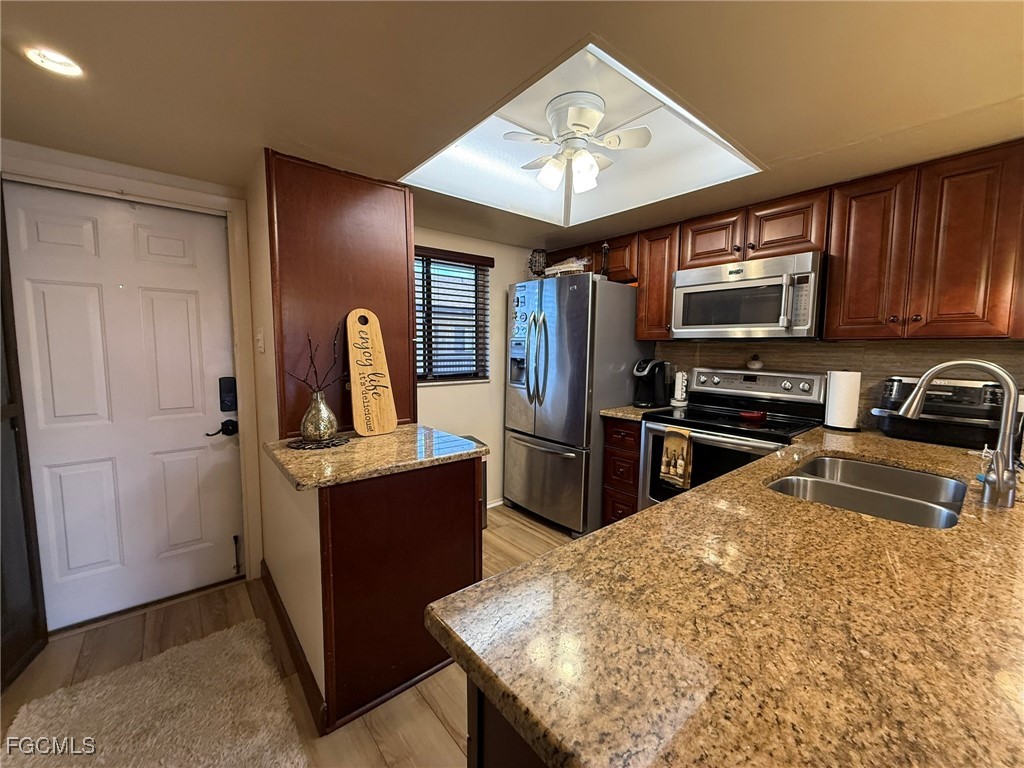 4790 South Cleveland Avenue, Unit 906 Fort Myers, FL 33907 - Photo 5 of 25