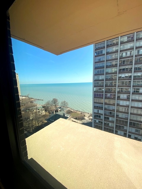 6166 North Sheridan Road, Unit 14F Chicago, IL 60660 - Photo 17 of 27