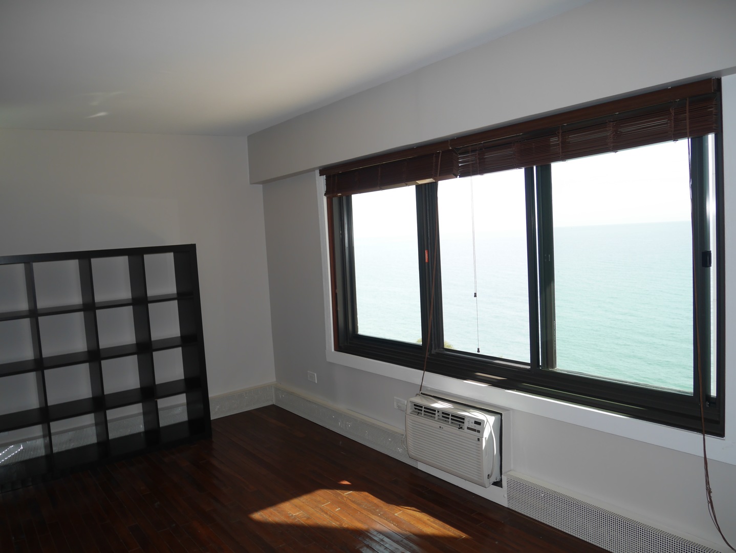 6166 North Sheridan Road, Unit 14F Chicago, IL 60660 - Photo 18 of 27