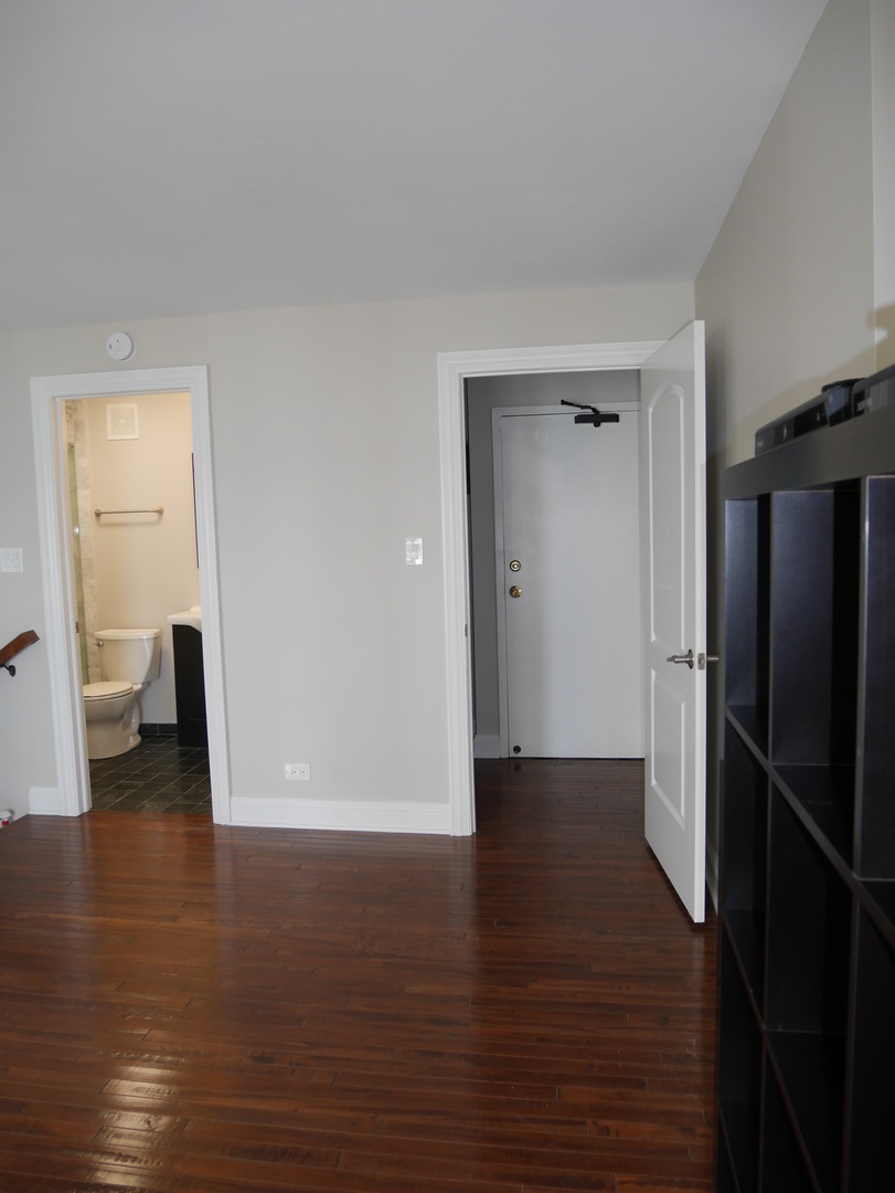 6166 North Sheridan Road, Unit 14F Chicago, IL 60660 - Photo 19 of 27