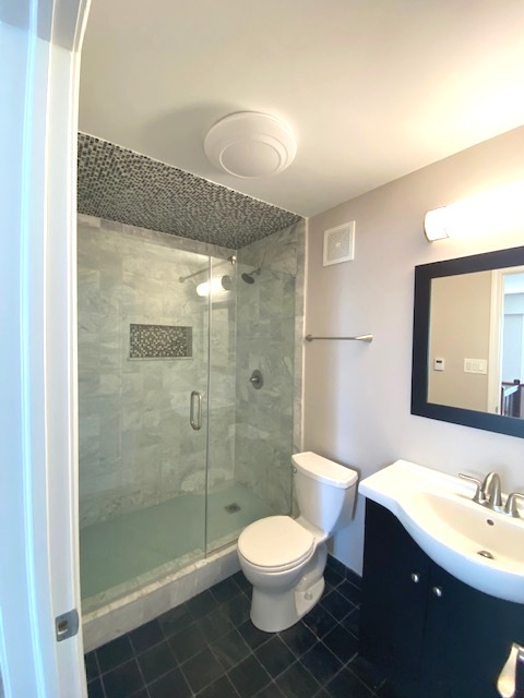 6166 North Sheridan Road, Unit 14F Chicago, IL 60660 - Photo 22 of 27