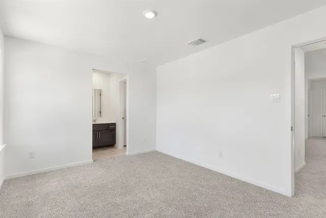 $489,770 | 417 Raleigh Drive, Georgetown, TX 78633