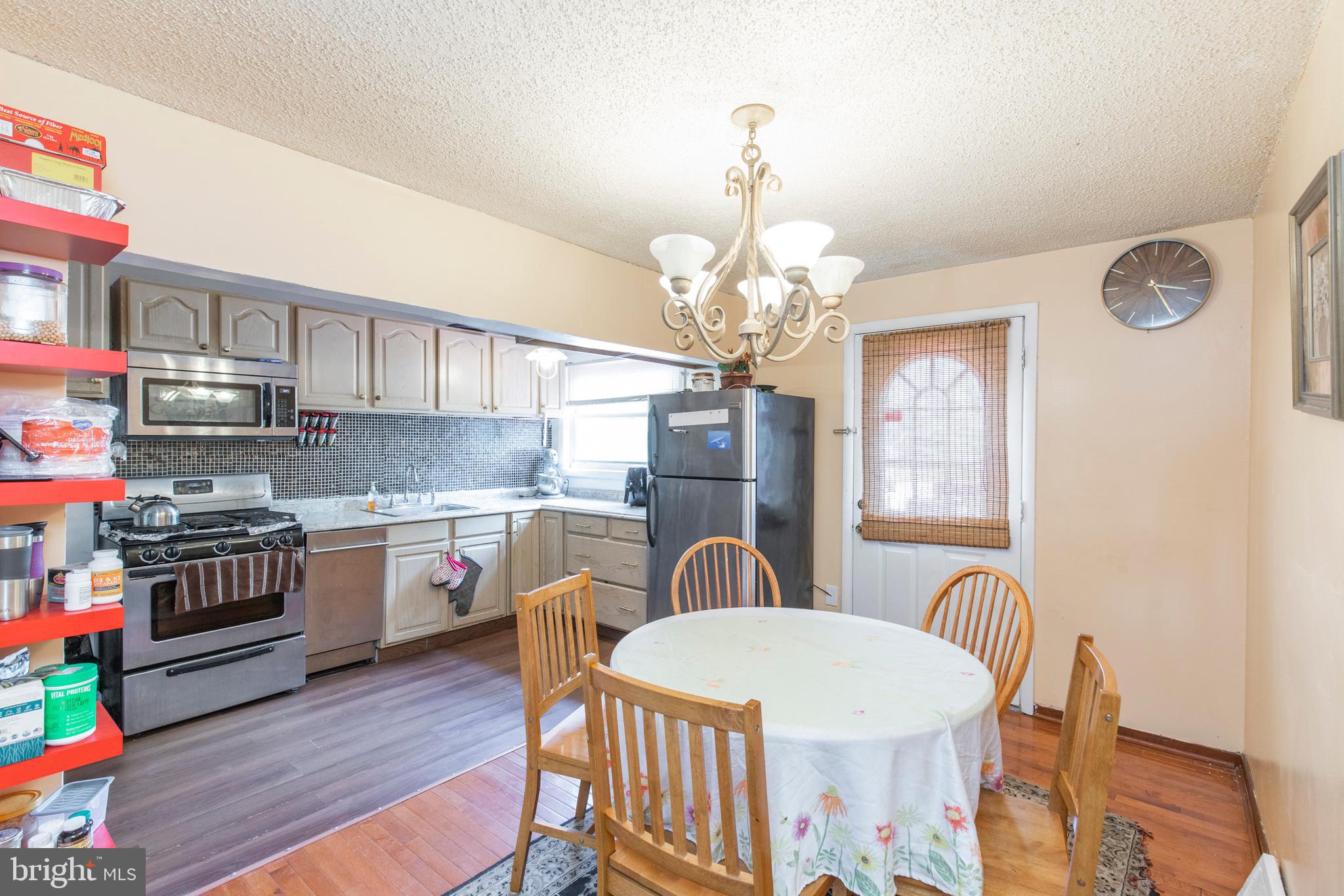 1907 Fowler Road Folcroft, PA 19032 - Photo 9 of 36