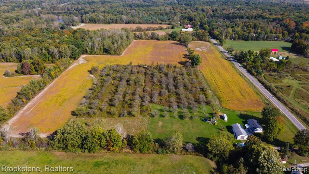8390 Sparling Road Goodells, MI 48027 - Photo 17 of 25