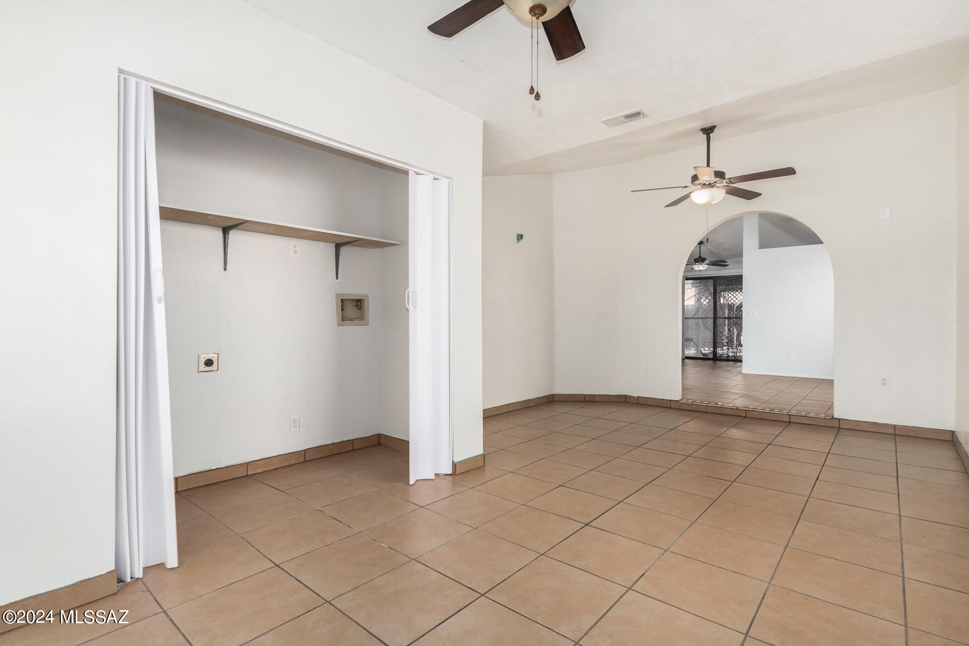 1672 Twin Ridge Road Tucson, AZ 85746 - Photo 12 of 24 Gallery Image 12