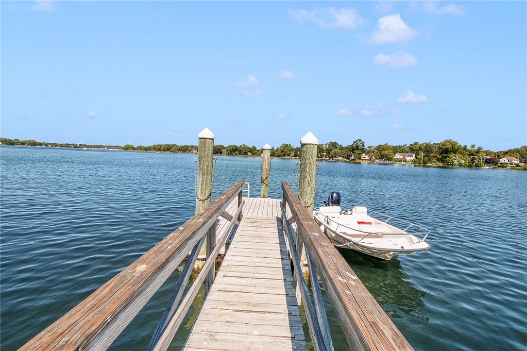 29 Riverside Drive Barrington, RI 02806 - Photo 39 of 43