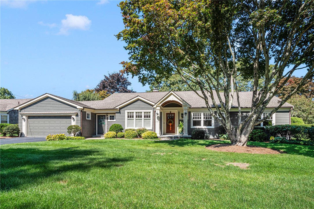 29 Riverside Drive Barrington, RI 02806 - Photo 4 of 43