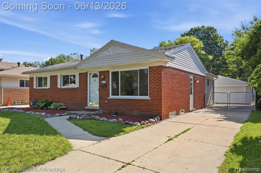 9883 William Street Taylor, MI 48180 - Photo 2 of 40