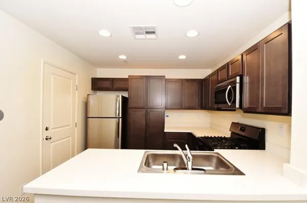 $1,850 | 4135 Chamisa Cove Street, Las Vegas, NV 89115