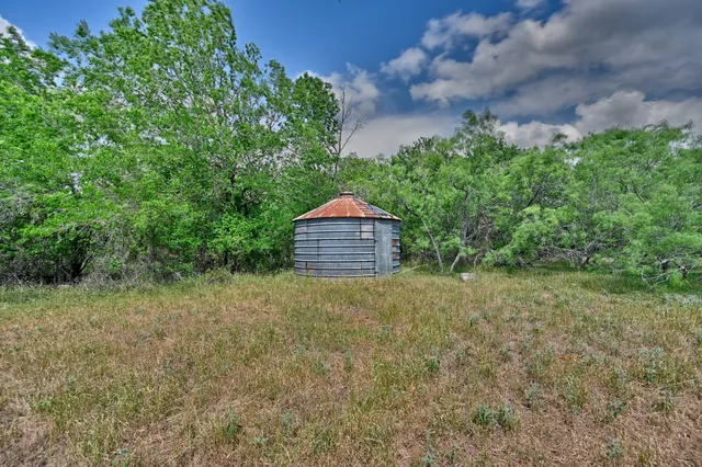 $1,450,696 | 1589 Jeddo Road, Rosanky, TX 78953