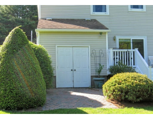 412 Bay Road Belchertown, MA 01007 - Photo 6 of 19 Gallery Image 6