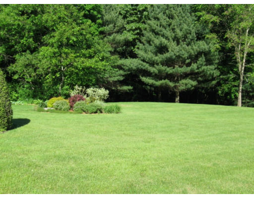412 Bay Road Belchertown, MA 01007 - Photo 8 of 19 Gallery Image 8