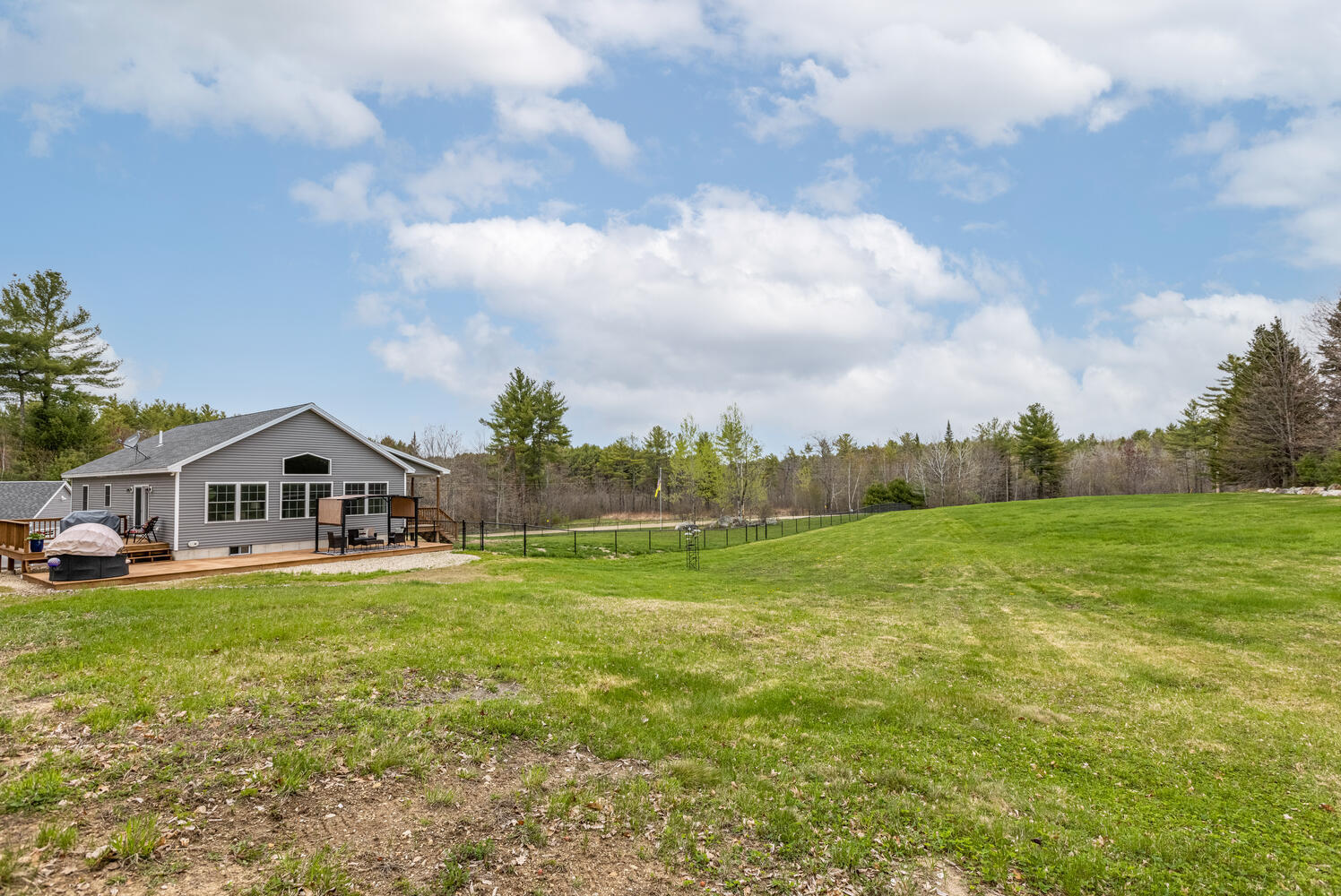 19 Freds Way Gray, ME 04039 - Photo 38 of 44 11 Freds Way Gray ME 04039 USA-large-040