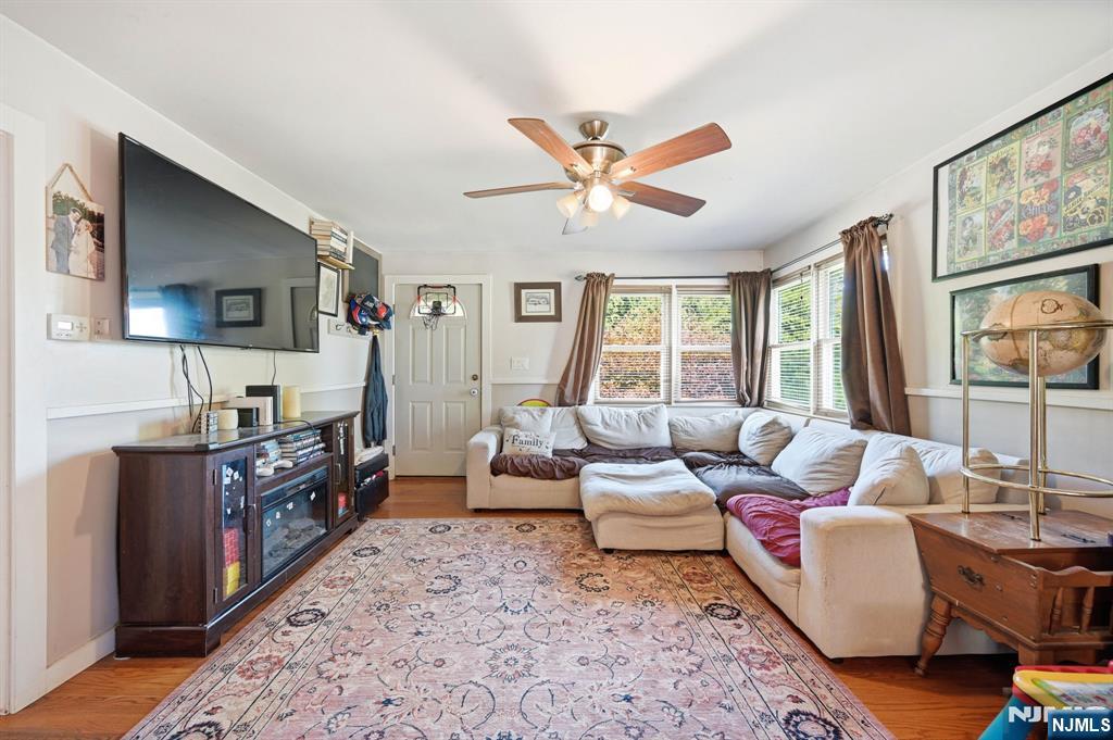590 Ridge Road West Milford, NJ 07480 - Photo 6 of 26 Gallery Image 6