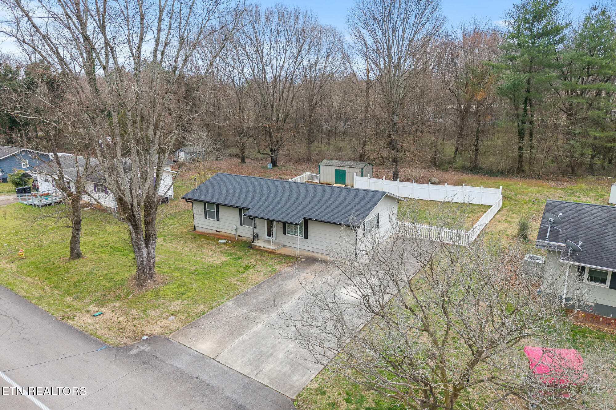 1215 Jones Street Athens, TN 37303 - Photo 27 of 29 1215 Jones St-27