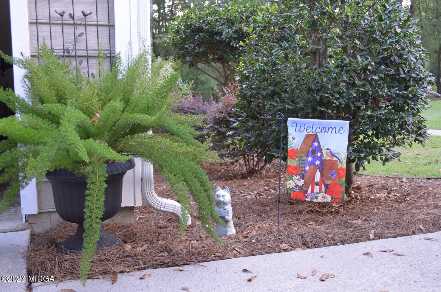 76 Riverside Landing Macon, GA 31210 - Photo 42 of 44 a view of outdoor space with garden