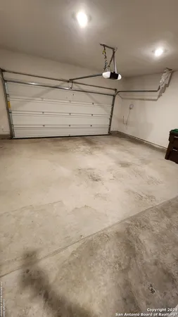 $2,395 | 6806 Prue Road, Unit 22, San Antonio, TX 78240