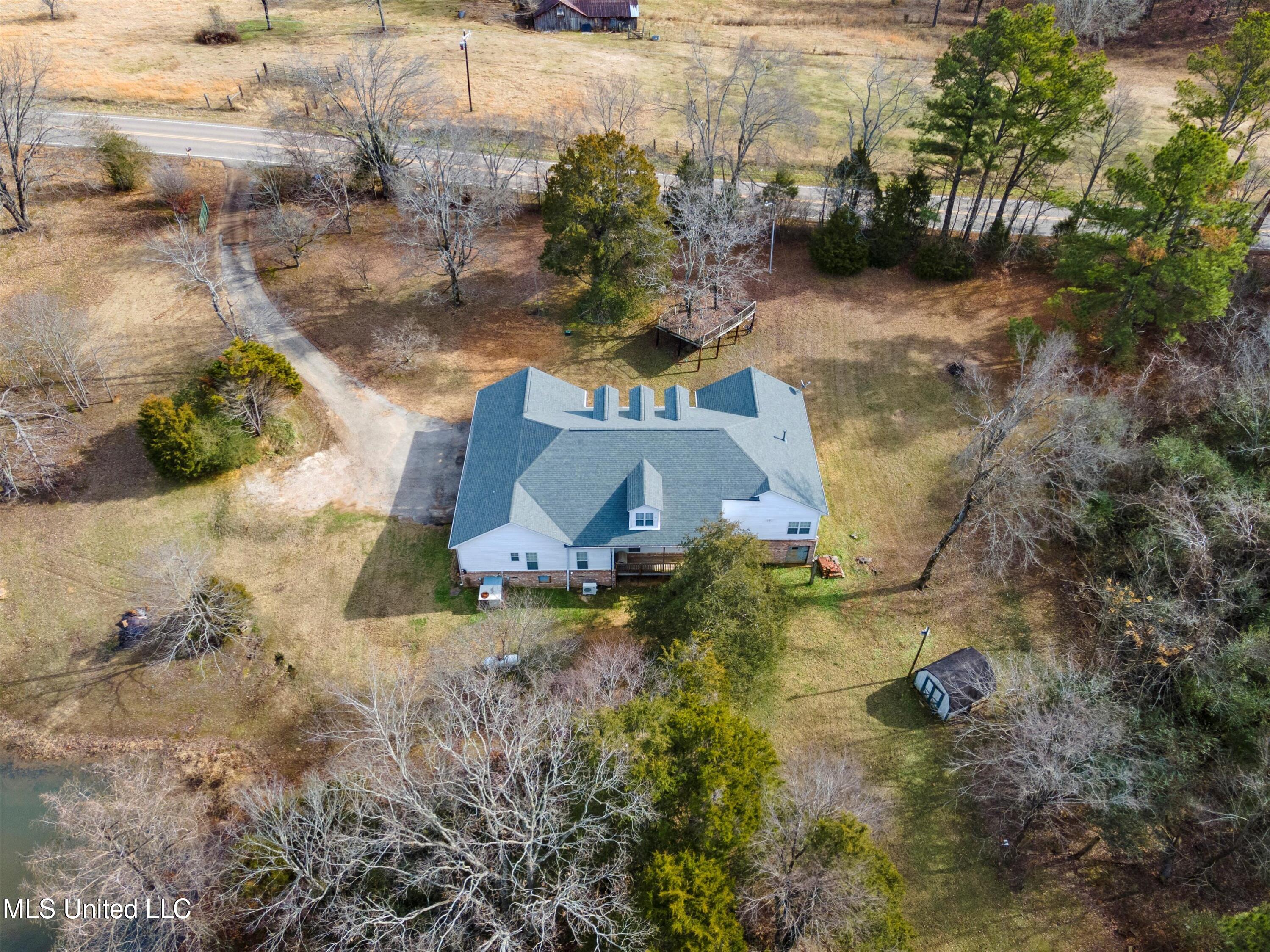 195 Red Banks Road South Byhalia, MS 38611 - Photo 53 of 53 53-Drone 6