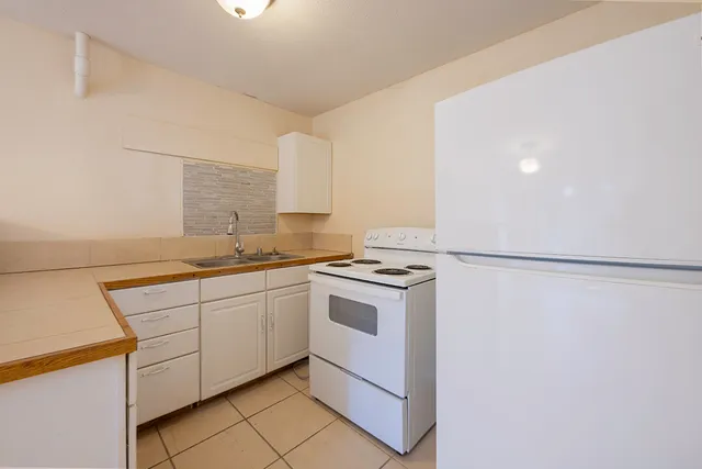 $1,200,000 | 75-156 Lunapule Road, Kailua-Kona, HI 96740