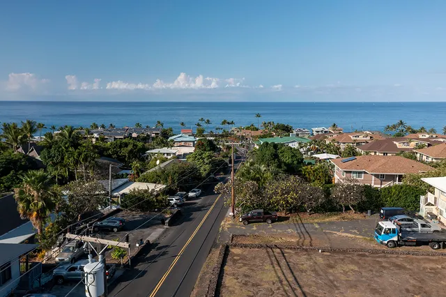 $1,200,000 | 75-156 Lunapule Road, Kailua-Kona, HI 96740